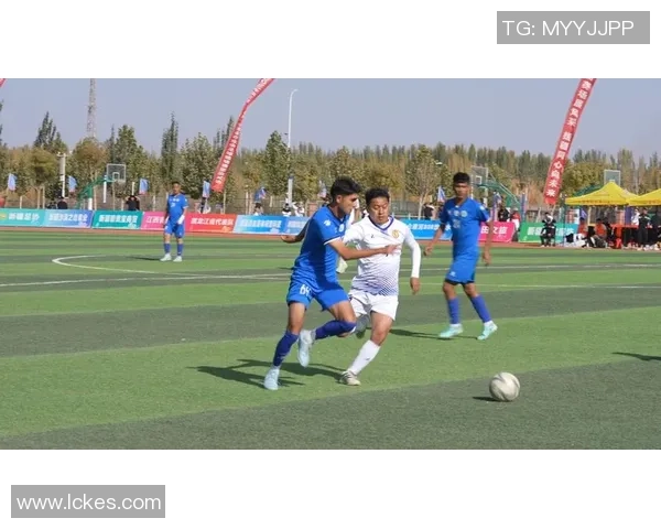 新疆足球第一球星崛起 他如何打破地域壁垒引领足球新风潮