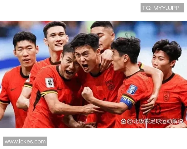 足球小子与球星同场竞技，共谱梦想与荣耀的精彩篇章