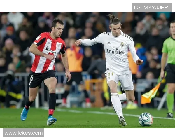 假如足球球星老去他们将如何面对退役后的生活与无限挑战